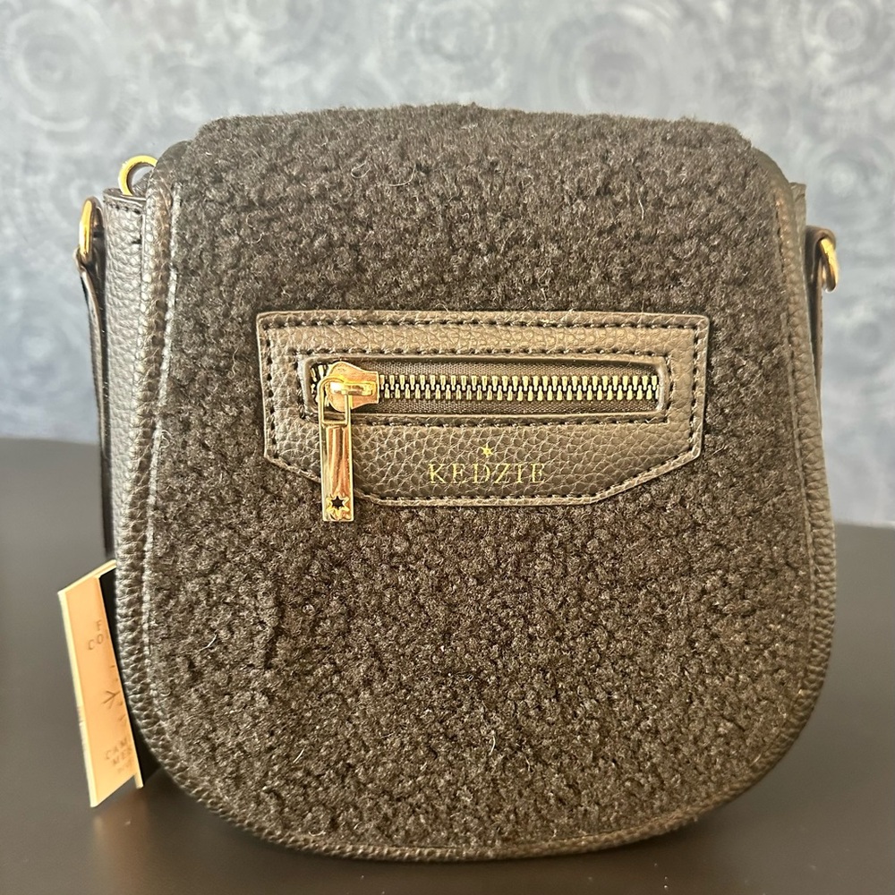 Kendall & Kylie Black Textured Crossbody Bag